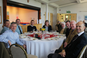 Winter lunch diners